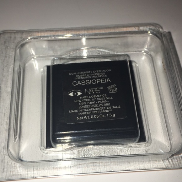 SOLD NARS Dual Intensity Eyeshadow - - Picture 2 of 2